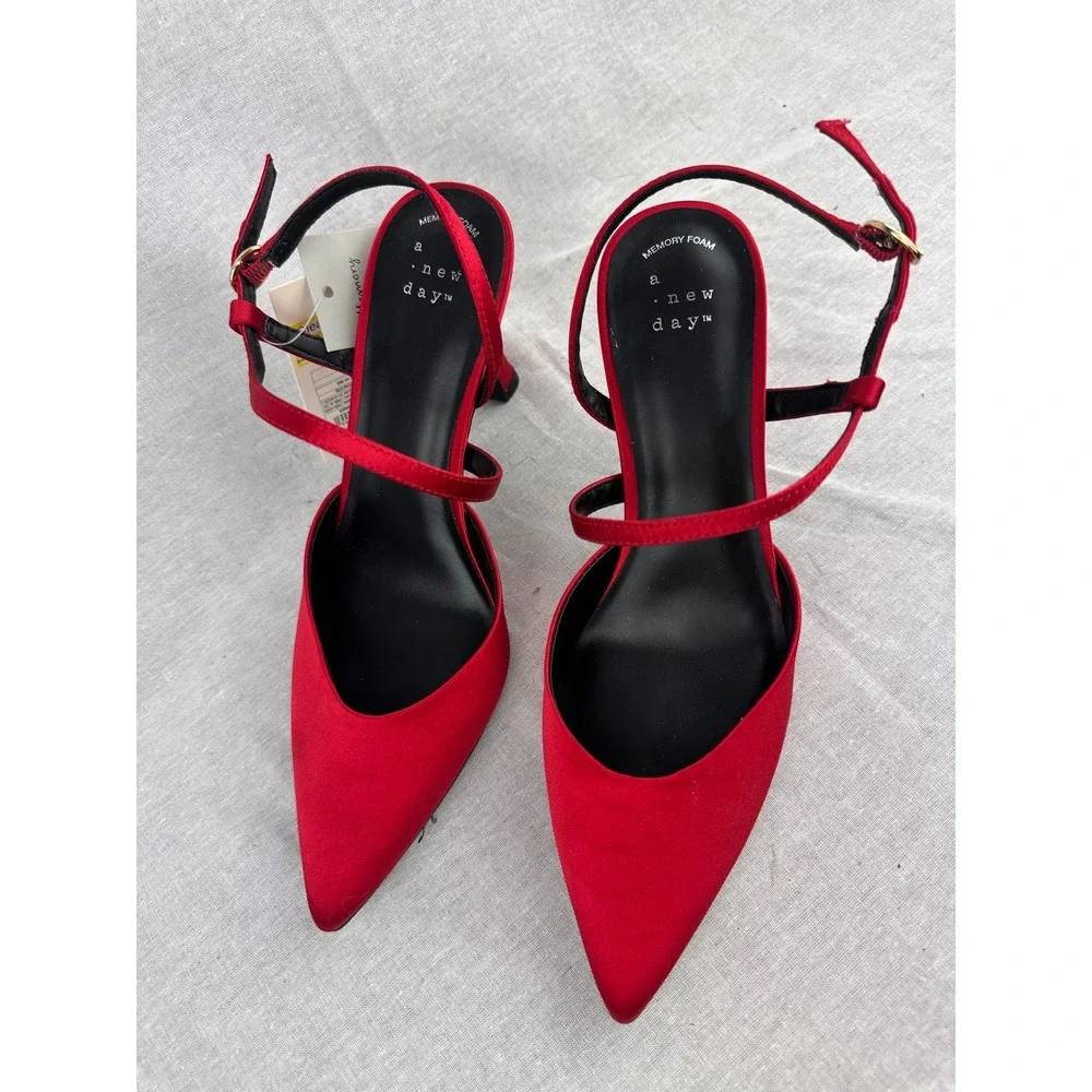 a new day pointed toe
